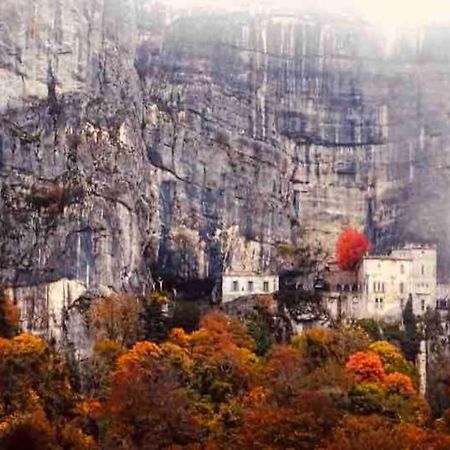 Tiny Liloumaca Coeur Ste Baume Villa Plan d'Aups Bagian luar foto